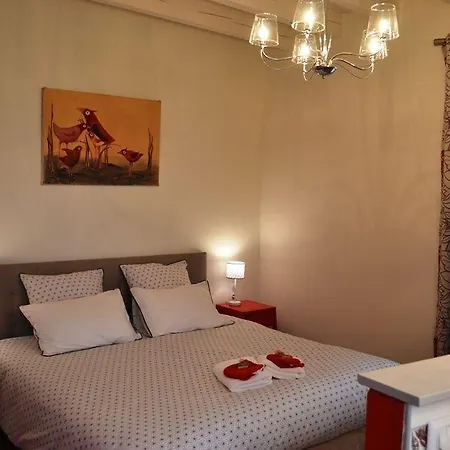 לינה וארוחת בוקר Les Terrasses De Bessou 3*