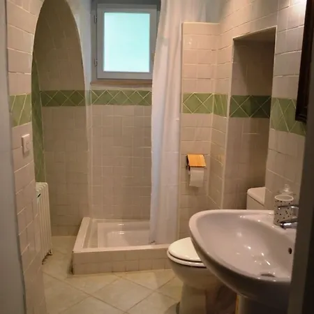 Les Terrasses De Bessou Bed and breakfast