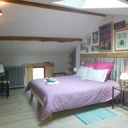 Les Terrasses De Bessou Panzió 3*