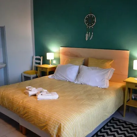 Panzió Les Terrasses De Bessou 3*