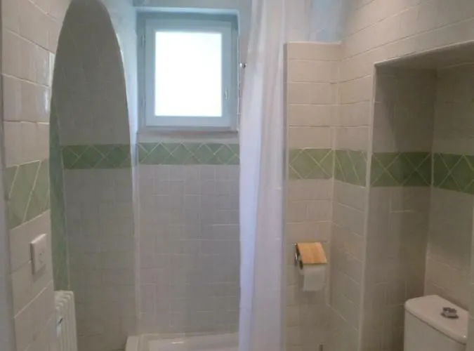 Les Terrasses De Bessou Oda ve Kahvaltı